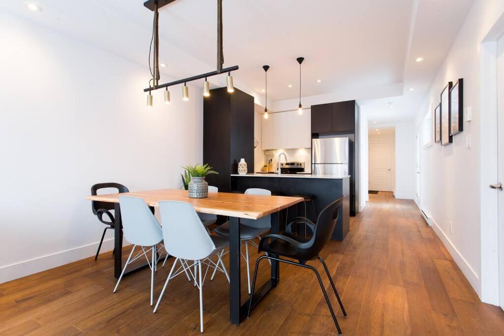 Sleek Condo In The Heart Of Little Italy By Den Stays Montreal Exteriér fotografie